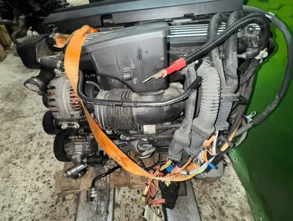 Двигатель BMW 5-series N52B30 9083