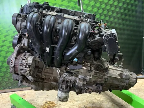 Двигатель Mazda 3 LF 9700