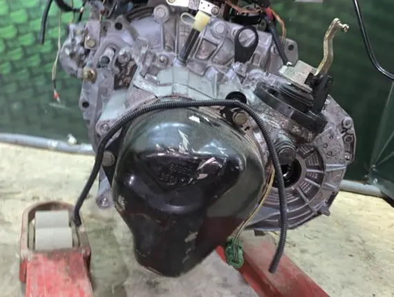 МКПП Renault Megane K4M812 10372