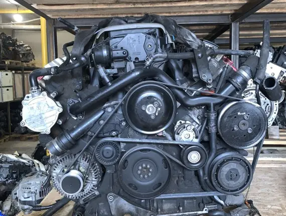 Двигатель AUDI A6 BDW 9835