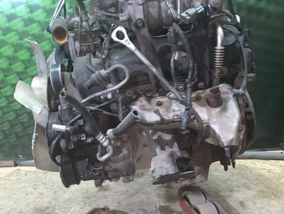 Двигатель Mitsubishi Montero 6G72 10526