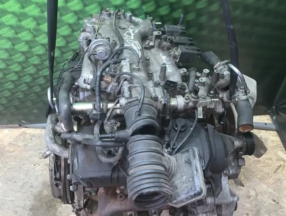 Двигатель Mitsubishi Montero 6G72 10526