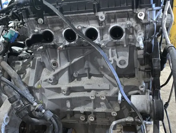 Двигатель Ford Mondeo SEBA 9728