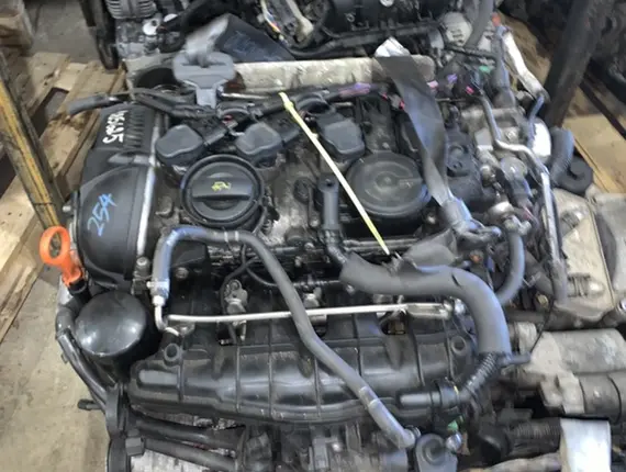 Двигатель Volkswagen Tiguan CAW 10515