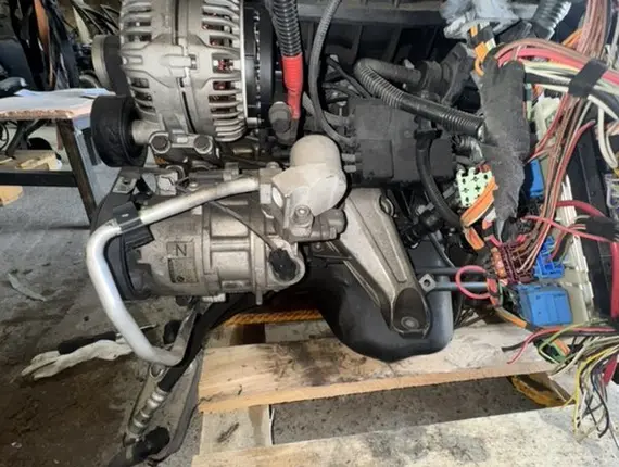 Двигатель Mitsubishi Pajero 6G75 5624