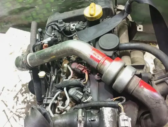 Двигатель Renault Scenic K9K732 12071