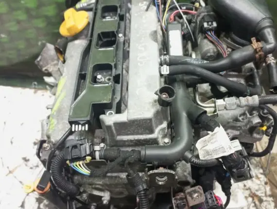 Двигатель Opel Astra Z18XE 12057