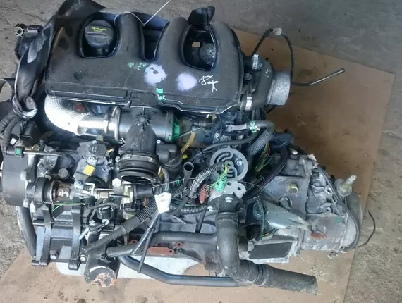 Двигатель Peugeot Partner 1.9D DW8B